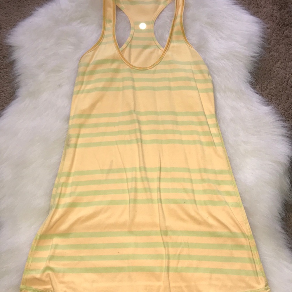 Lululemon 6;free w/ any purchase from my closet